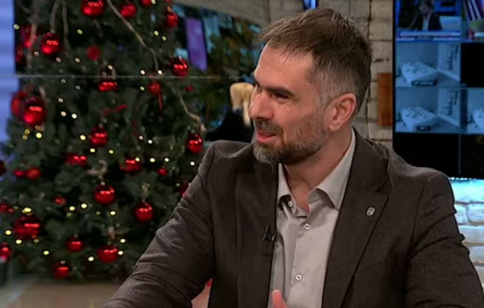 Gradonačelnik Novog Sada čestitao Svetog Savu učenicima i prosvetnim radnicima